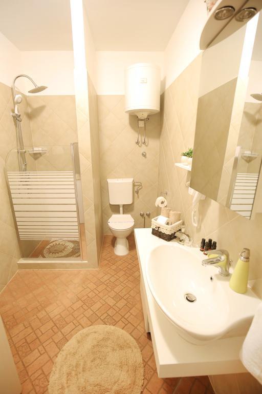 Allegro Exclusive Suites Old Town Center Zadar Ngoại thất bức ảnh