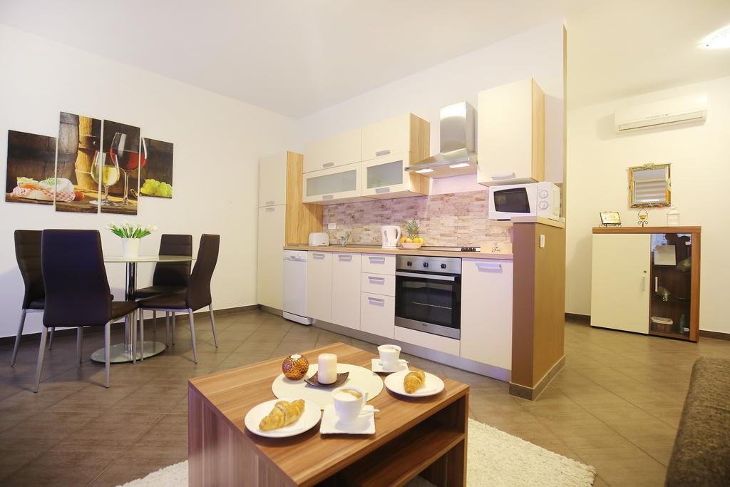 Allegro Exclusive Suites Old Town Center Zadar Ngoại thất bức ảnh