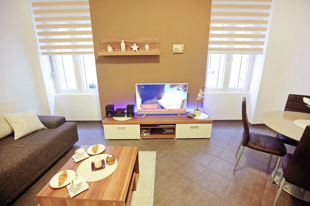 Allegro Exclusive Suites Old Town Center Zadar Ngoại thất bức ảnh