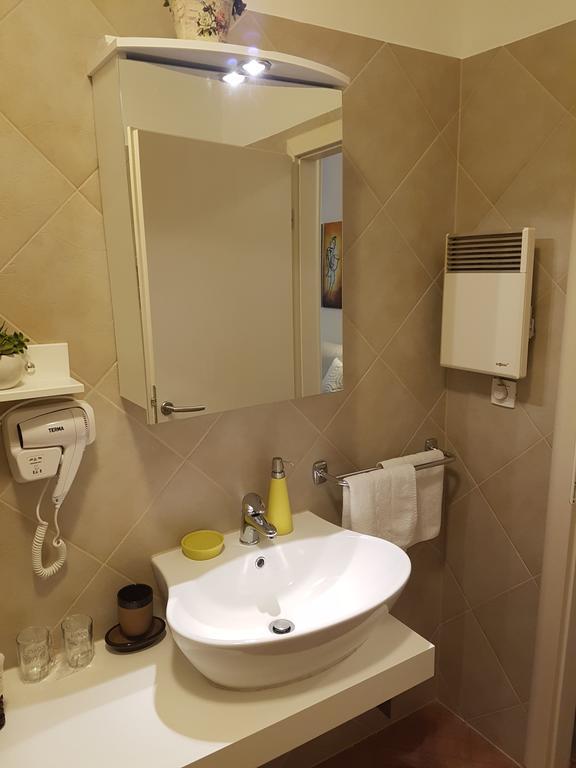 Allegro Exclusive Suites Old Town Center Zadar Ngoại thất bức ảnh